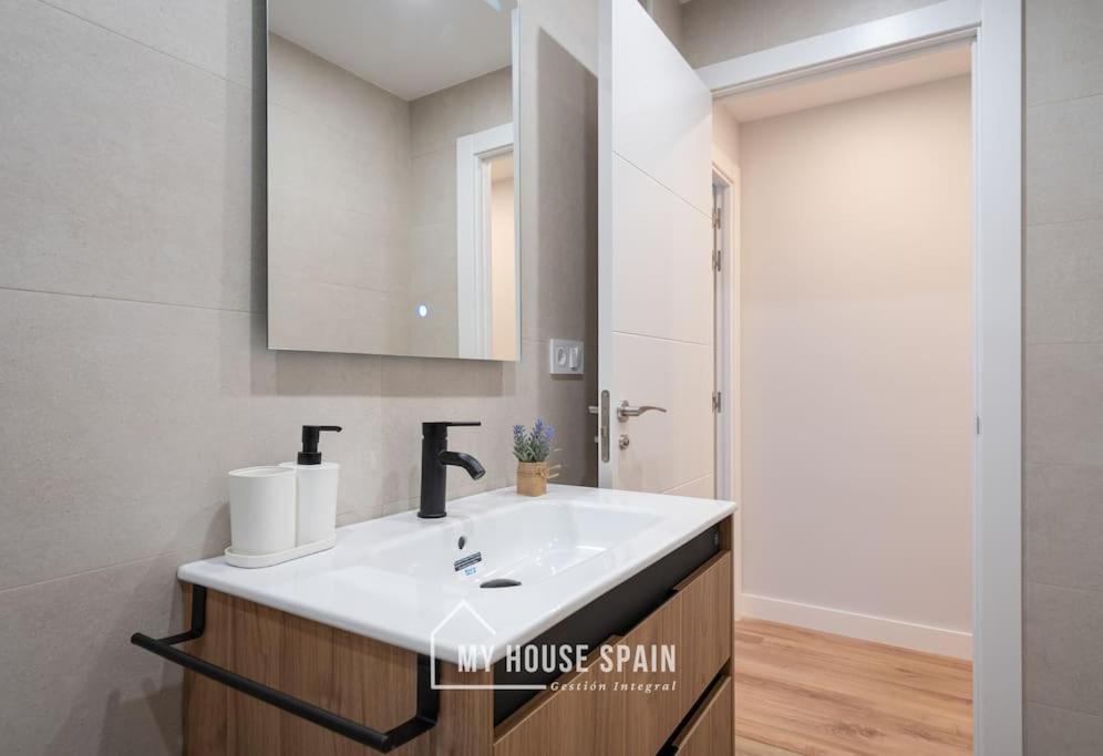 Myhousespain - Piso Nuevo En El Centro De Apartamento Oviedo